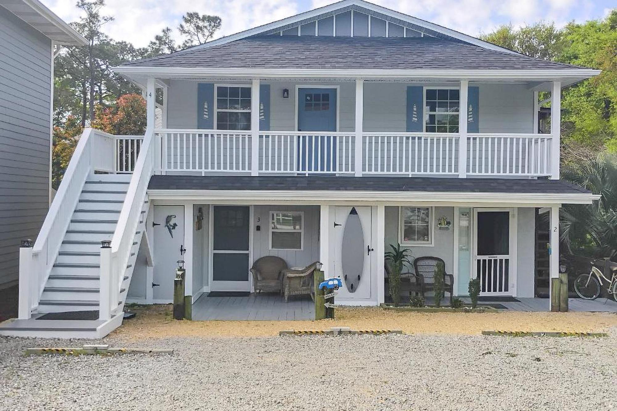 Ocean Isle Apartment With Balcony, 1 Mi To Beach! 海洋岛海滩 外观 照片