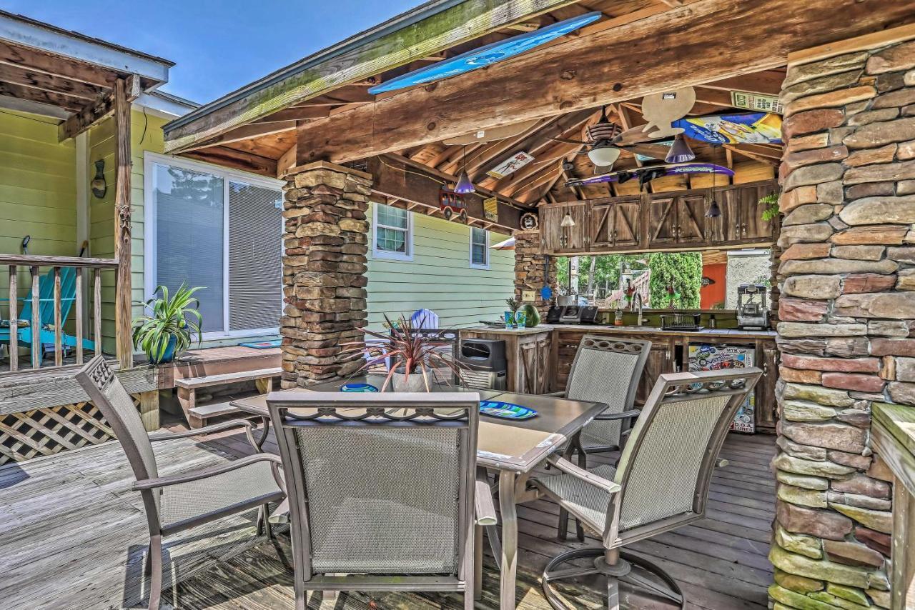 Ocean Isle Apartment With Balcony, 1 Mi To Beach! 海洋岛海滩 外观 照片